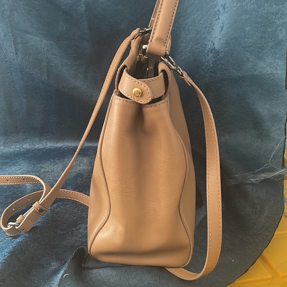 Fendi Peakaboo Tan & Snakeskin Bag - Picture 3 of 10